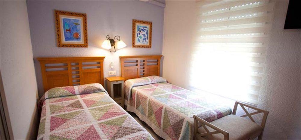 Hostal Los Pinos Zahora Exteriör bild