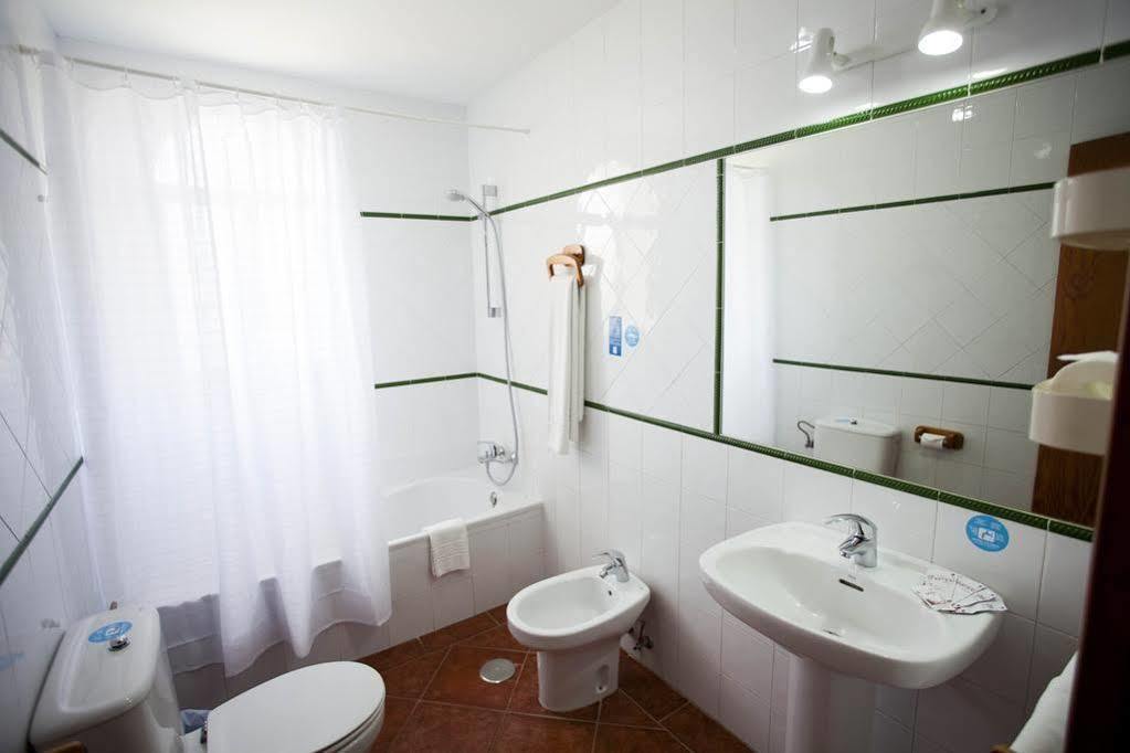 Hostal Los Pinos Zahora Exteriör bild